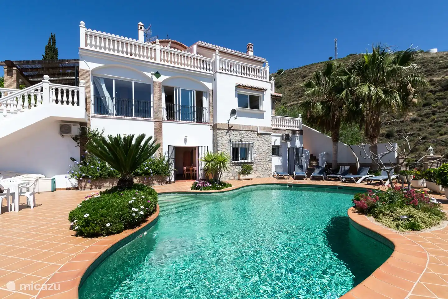 Villa Esmeralda has a large swimming pool