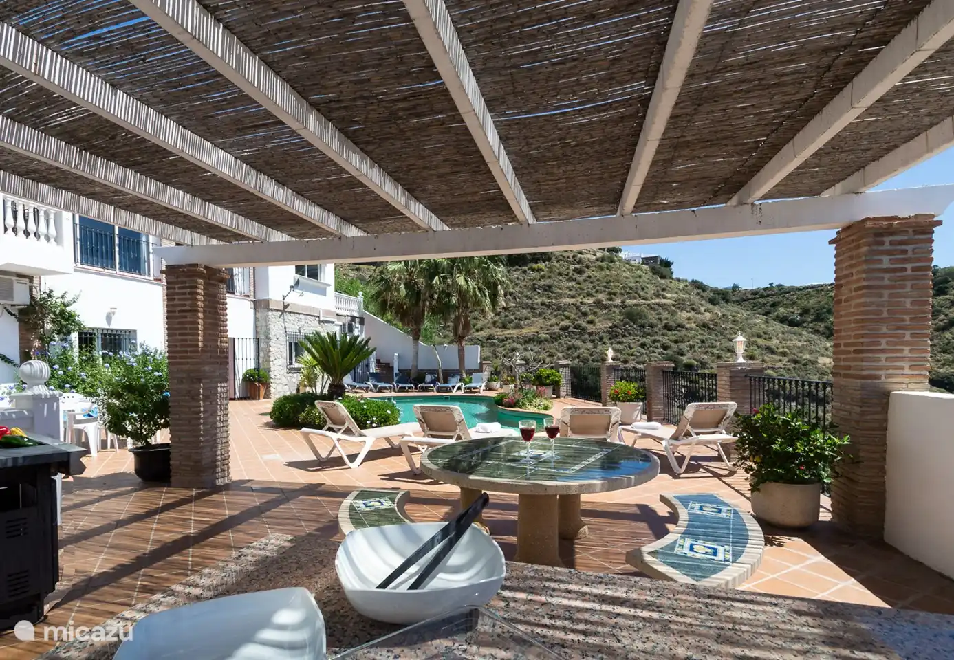 In the sun or in the shade, it is both possible