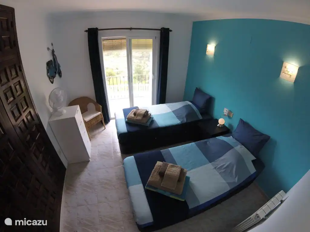 Dormitorio 2 con terraza