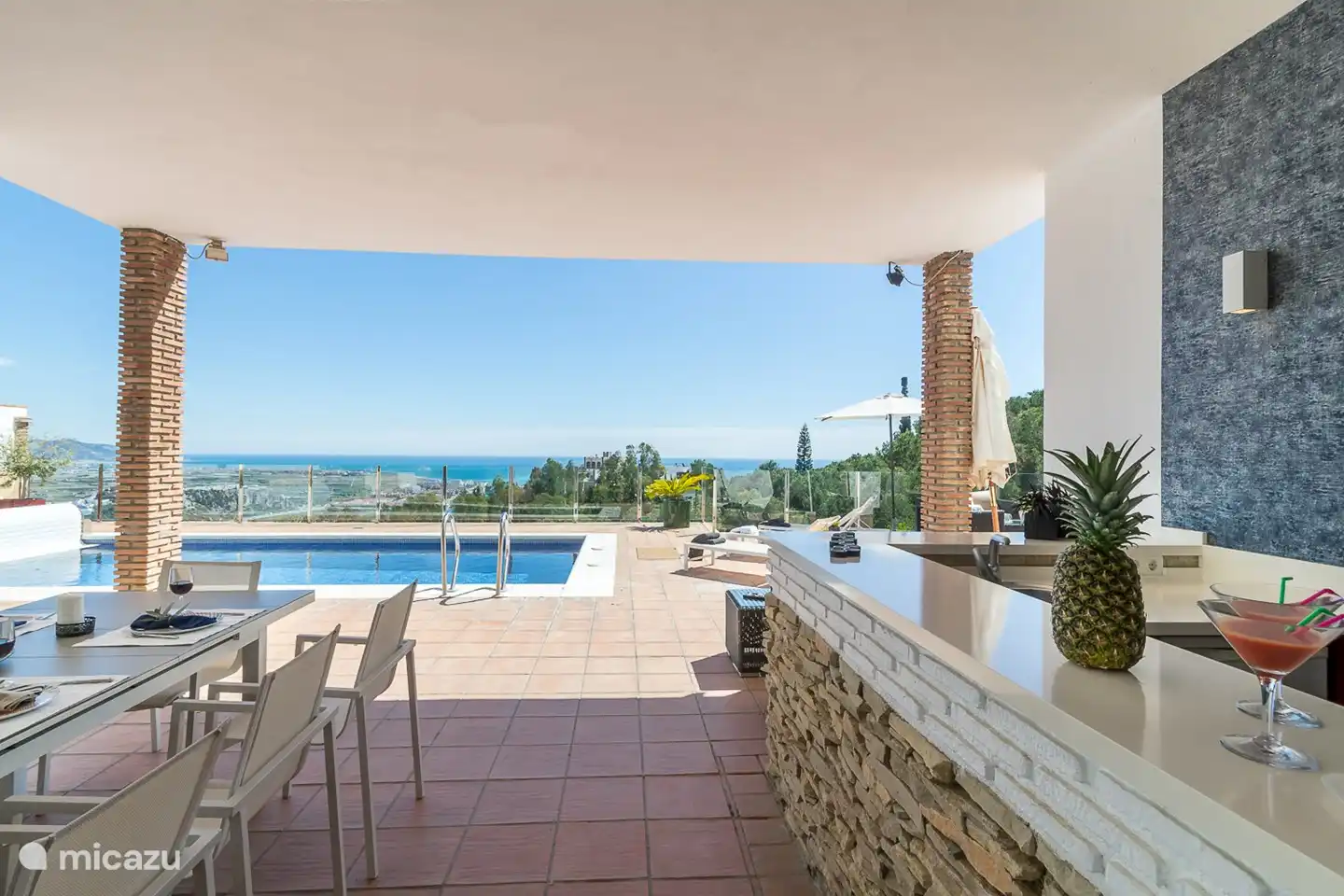 The cozy outdoor kitchen