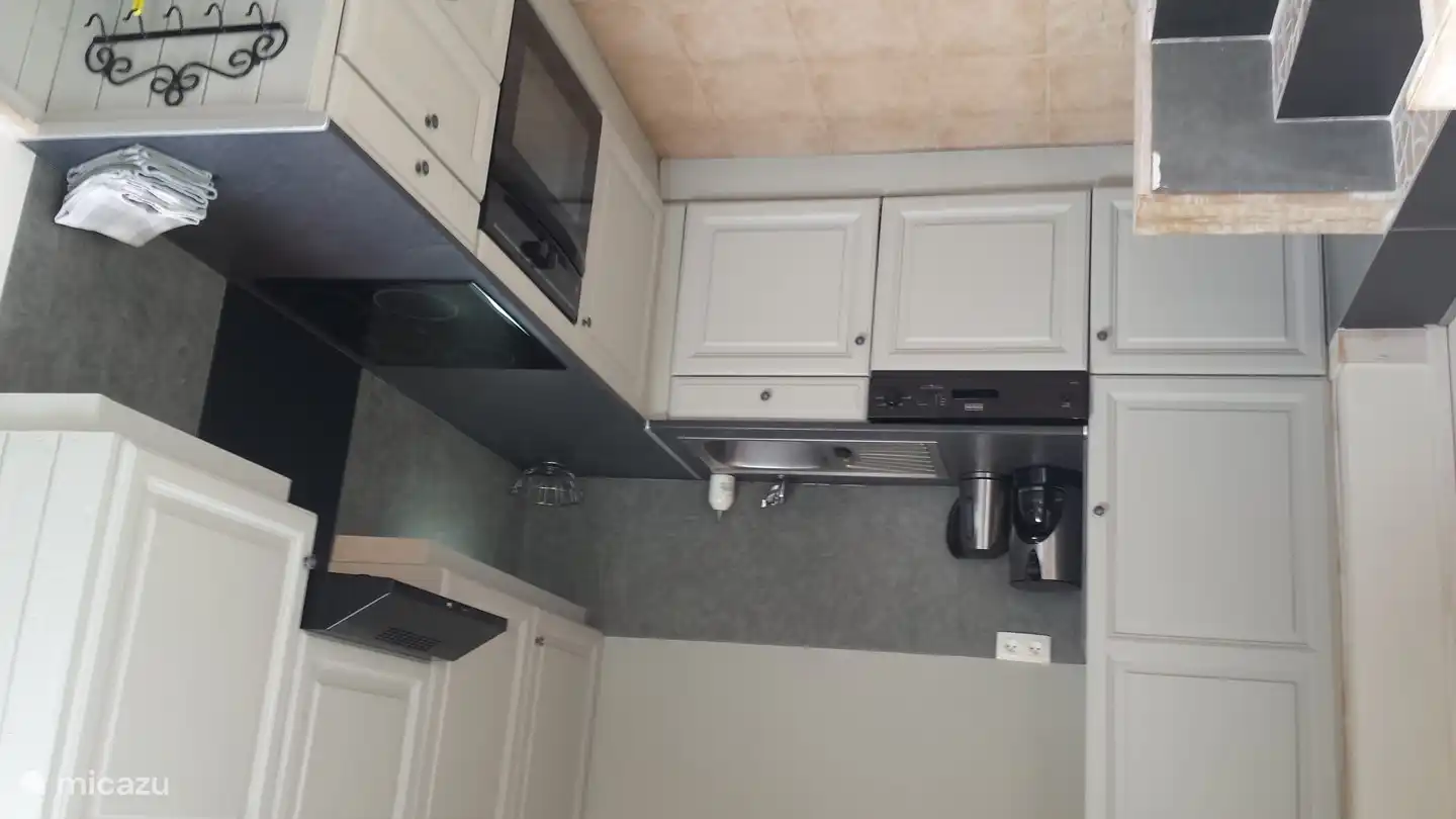 Küche Gite les 3 Etoiles d'Auvergne - Maison van Stijn