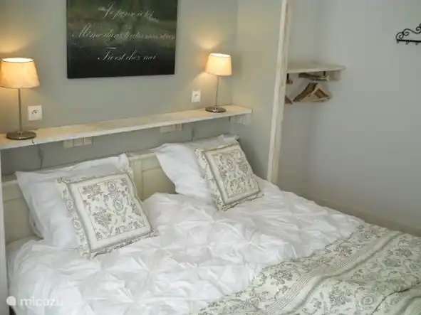 Hauptschlafzimmer Gite les 3 Etoiles d'Auvergne - Maison van Stijn