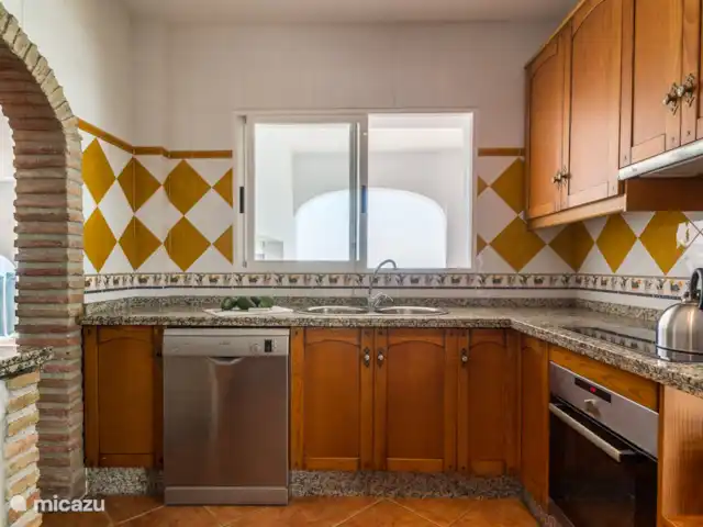 Villa Amani en España, Costa Tropical, Salobreña - villa Cocina típica española y está totalmente equipada.