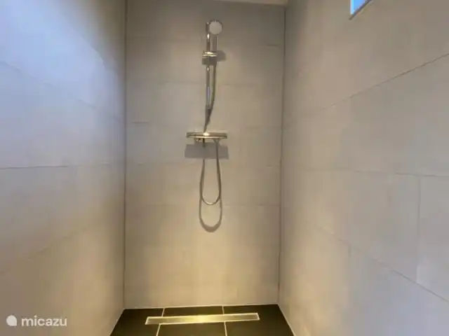 los coulisses en Países Bajos, Frise, Eastermar - casa vacacional Baño.