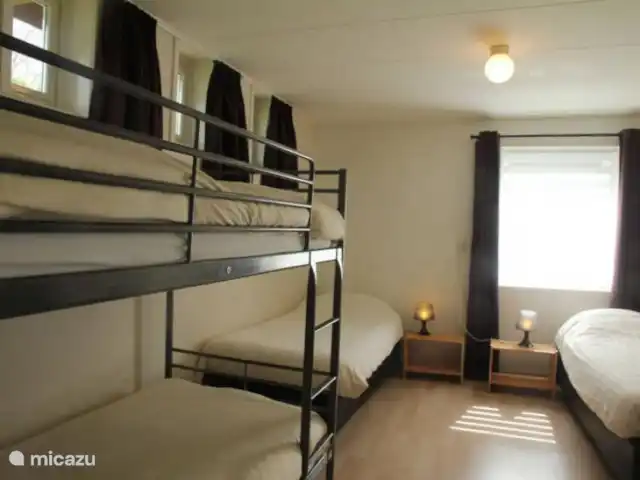 los coulisses en Países Bajos, Frise, Eastermar - casa vacacional Dormitorio.