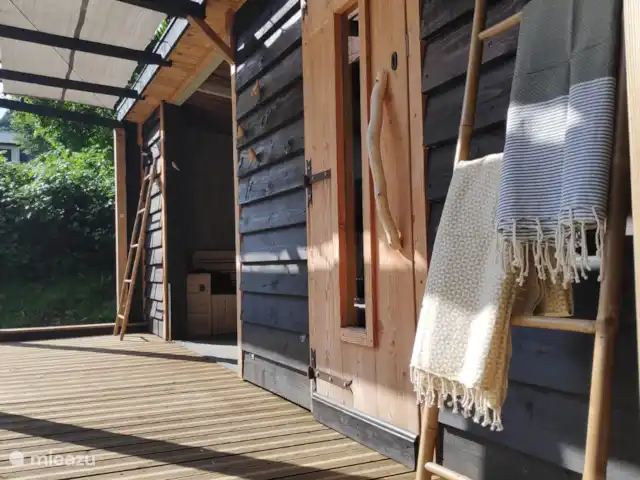 Gîte du Bois II - Maison van Stijn | France, Puy-de-Dôme, Égliseneuve-d'Entraigues - gîte / cottage Terrasse bien-être Maison van Stijn