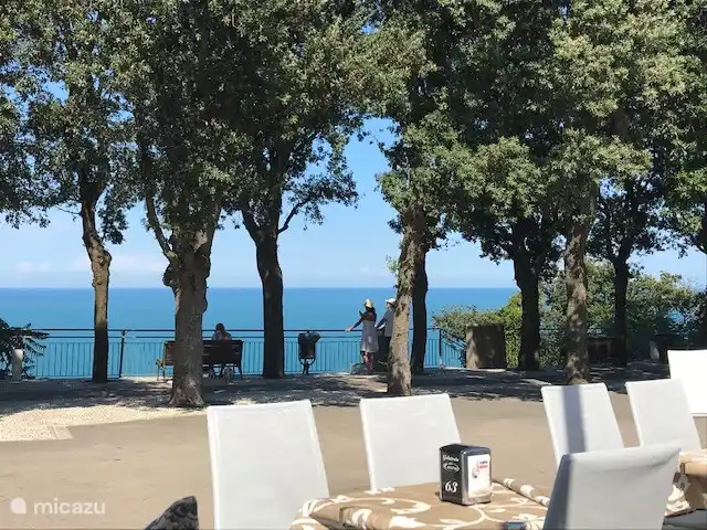 Il Posto Perfetto-appartement Monti huren in Italië, Marche, Santa Maria Nuova - appartement schitterend uitzicht vanaf Sirolo op de Adriatische zee.