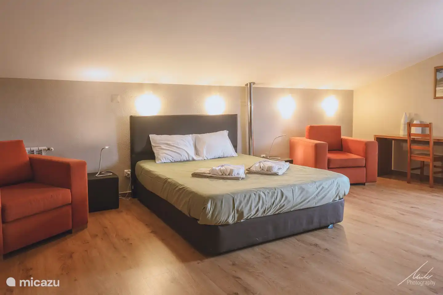 Master bedroom eerste verdieping.