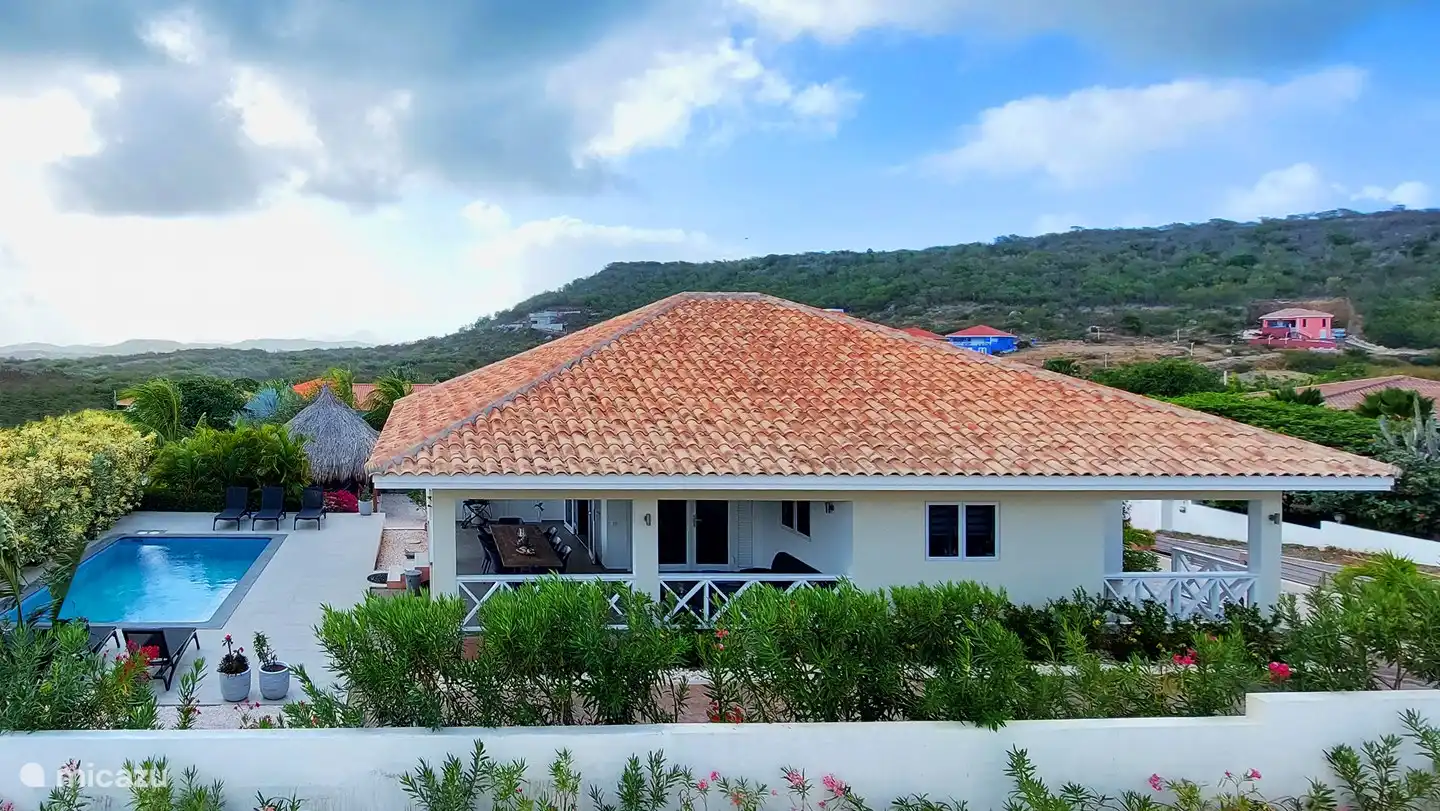 Bunita Blenchi en Curazao, Bandabou (oeste), Fontein - villa