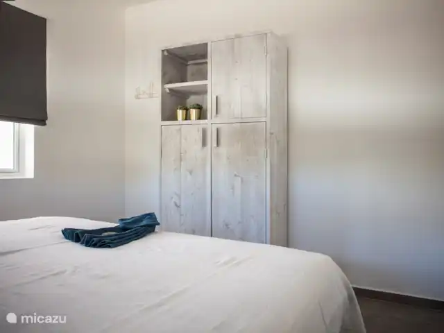 Bunita Blenchi huren in Curaçao, Banda Abou (west), Fontein - villa de ruime twee deur opbergkast in de 3de slaapkamer