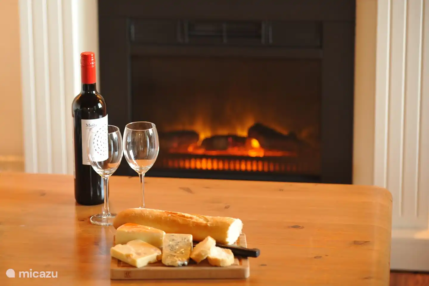 Was soll ich diesem Foto hinzufügen? Es könnte nicht mehr Spaß machen, nach einem schönen Spaziergang durch den nahe gelegenen Wald?