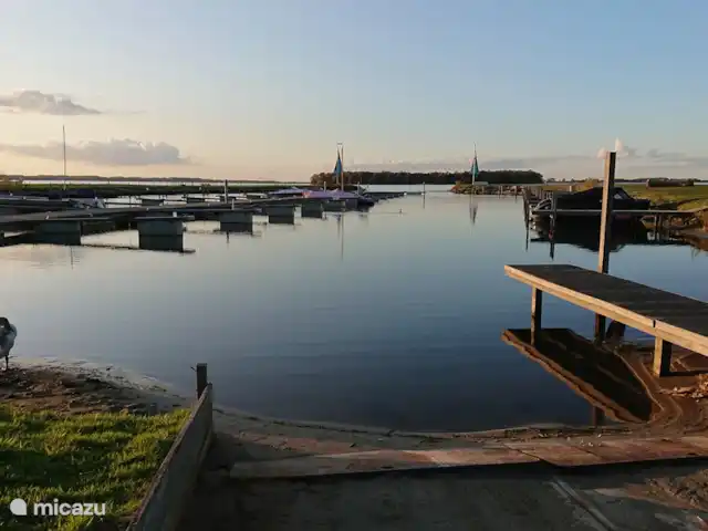 Location de Vacances Pays-Bas, Gueldre, Hulshorst (lac Veluwe), villa - Vacances de rêve Veluwe Veluwemeer avec sports nautiques. Un bateau peut être mis à l'eau sur différentes rampes de remorques ou être amarré dans ce port.