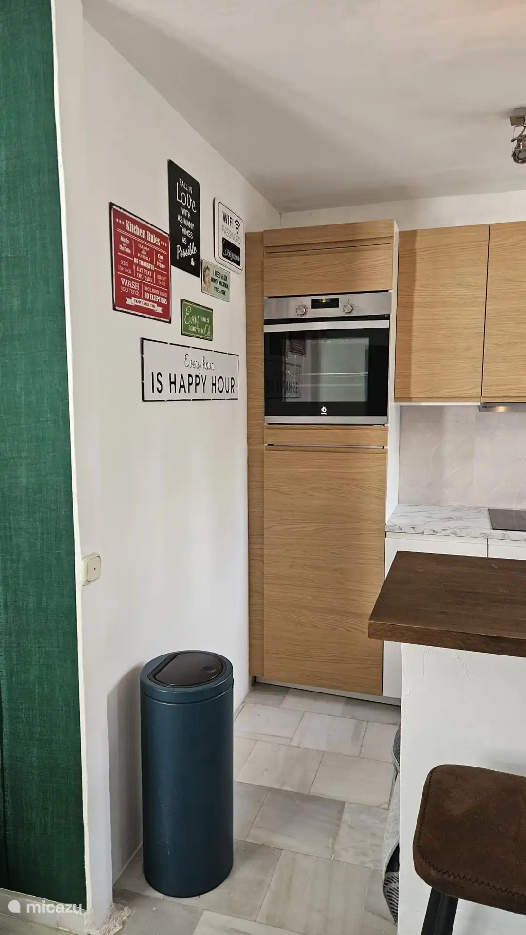 Horno a la altura de los ojos