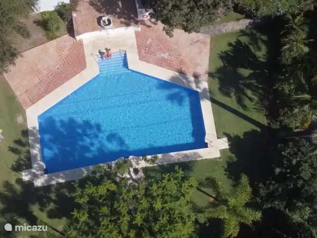 Location de Vacances Espagne, Costa del Sol, Mijas Golf, appartement - Maison Hoyo 16 la piscine vue d'en haut