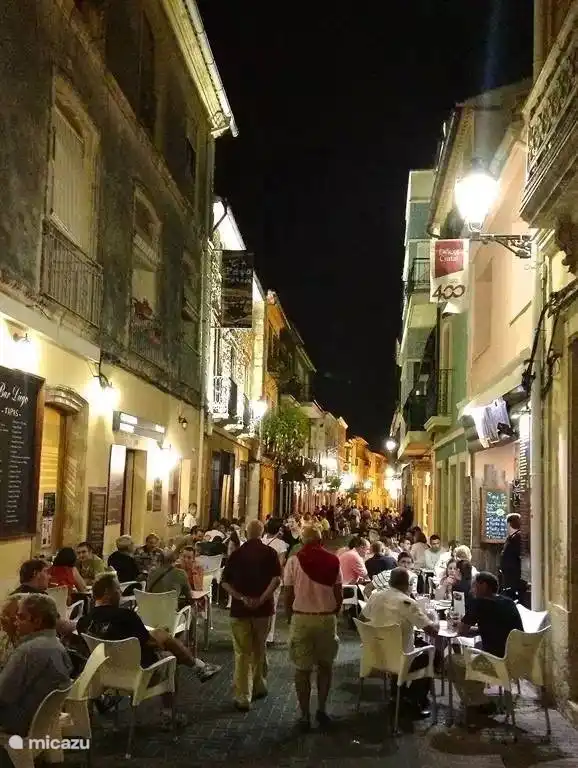 gemütliche Terrassen in Denia