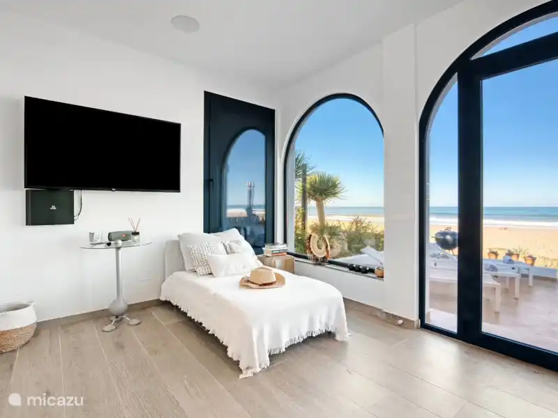 Albergue Playa Dénia en España, Costa Blanca, Dénia - Villa Albergue Playa Dénia en España, Costa Blanca, Dénia - Villa