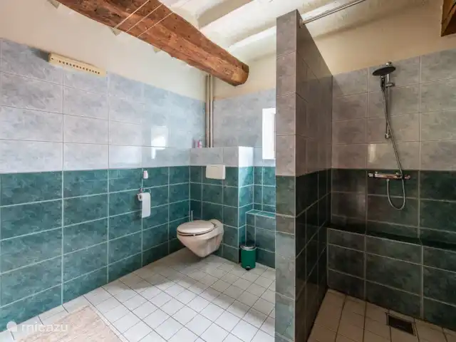 Hof Caerdebeeck - Le jardin des cerisiers | Pays-Bas, Limbourg, Escalade - maison de vacances ... avec toilettes et douche