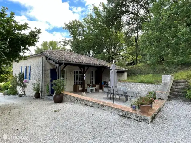 Location de Vacances France, Tarn-et-Garonne, Valeilles, gîte / cottage - Gîte Le Vieux Manoir Terrasse