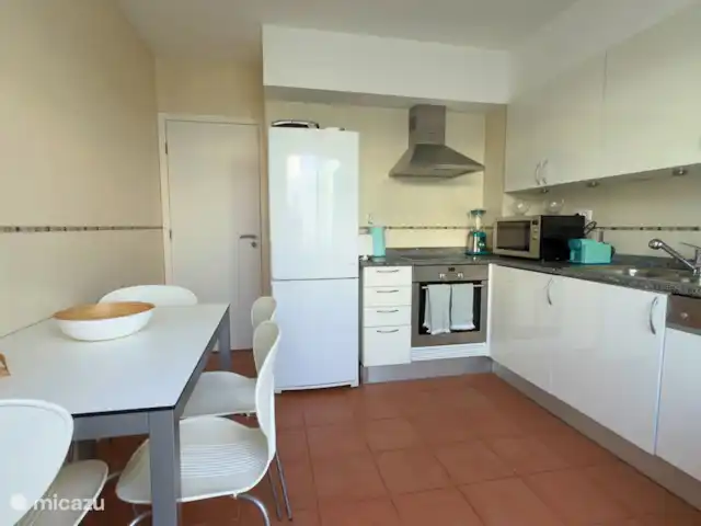 Location de Vacances Portugal, Algarve, Portimão, villa - Villa L&A piscine privée chauffée Remplissez la cuisine équipée, plaque à induction, bouilloire, machine à café, grille-pain, machines à laver, four, mixeur, etc. Tout comme votre propre maison