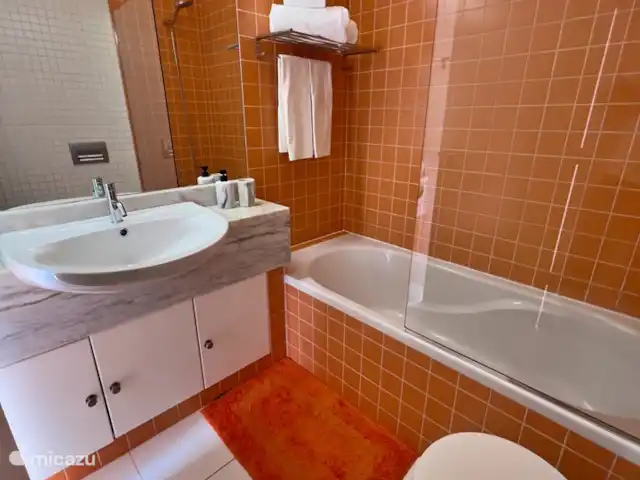 Location de Vacances Portugal, Algarve, Portimão, villa - Villa L&A piscine privée chauffée Salle de bain au premier étage