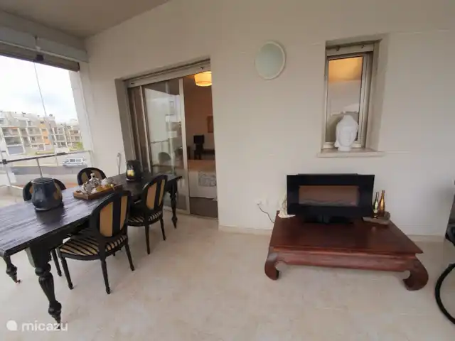 Residencial Green Hills | Espagne, Costa Blanca, Orihuela Costa - appartement Terrasse accueillante directement accessible depuis le salon et la chambre principale. Un véritable accroche-regard !