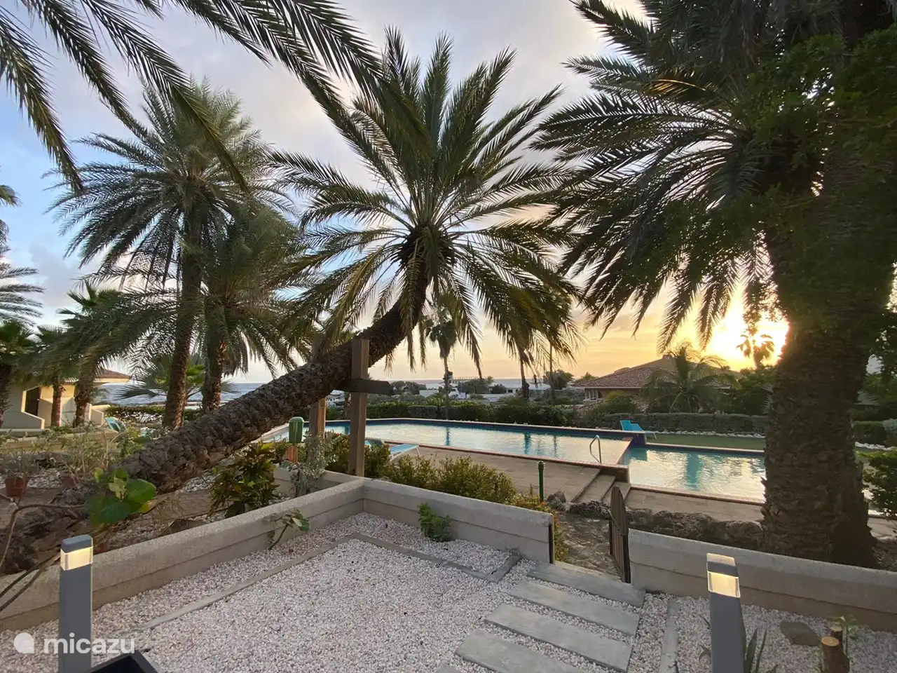 Sunset Palms & Pools