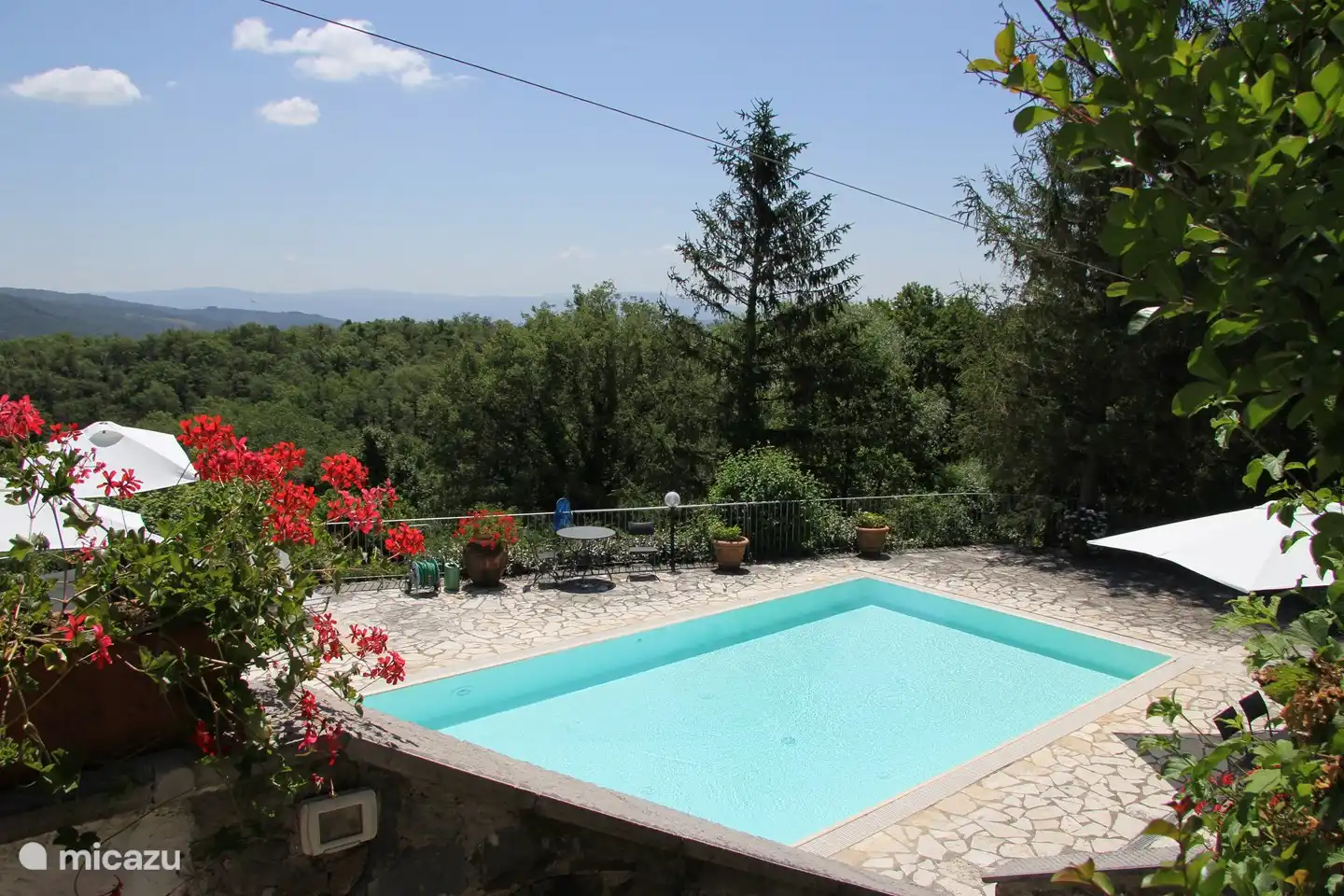 Am oberen Ende der Außentreppe