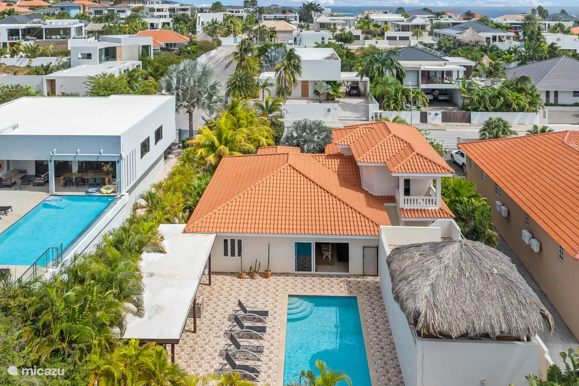 La Villa Kas Solo est située dans le quartier huppé de Vista Royal