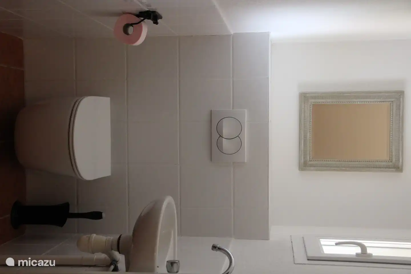 Toilette im Erdgeschoss