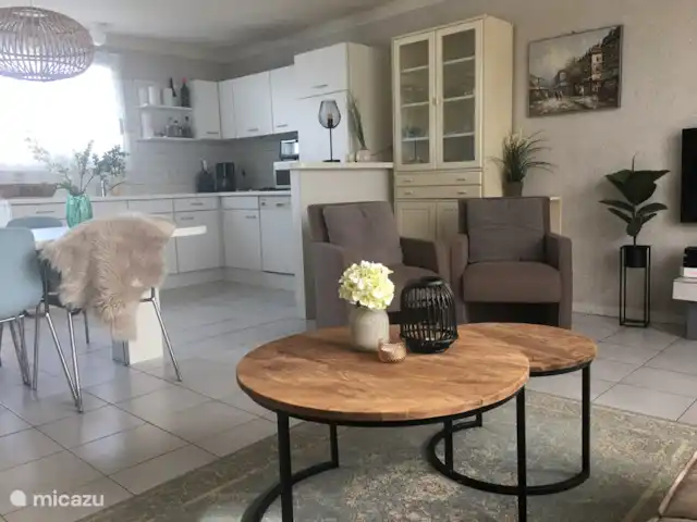 vakantiehuis huren in Frankrijk, Charente-Maritime, Le Bois-Plage-en-Ré – Vakantiehuis Rhétaise, Ile de Ré Woonkamer vakantiehuis Rhétaise