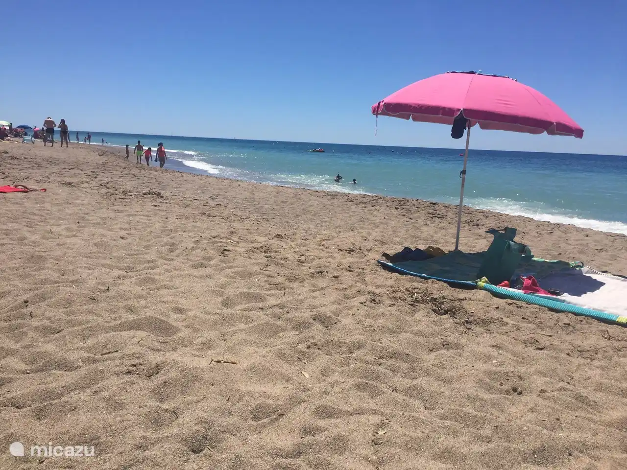 Les plages allongées de Puntas de Calnegre sont idéales pour une promenade sur la plage. Et.... toujours un endroit où s’asseoir.