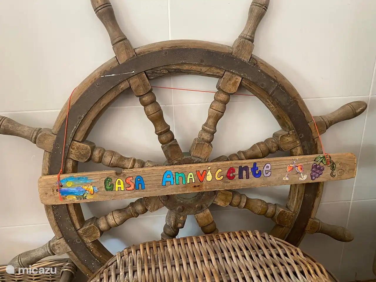 Cette fantastique maison de pêcheur vous offre tout ce que vous désirez. Un sentiment de passé et de présent. La vie difficile des pêcheurs dans ce village et le luxe que vous connaissez aujourd’hui dans la même maison