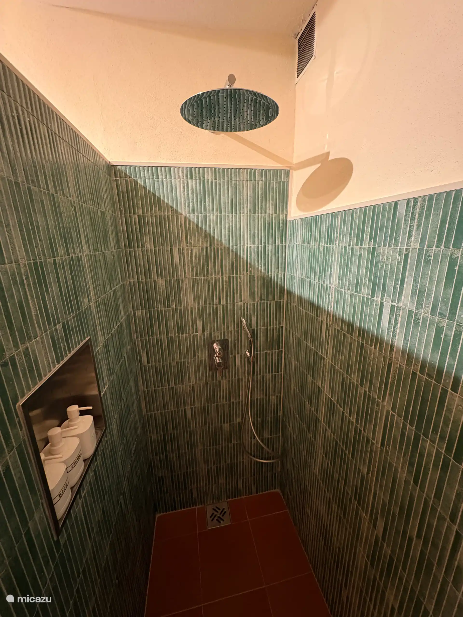Douche en bas