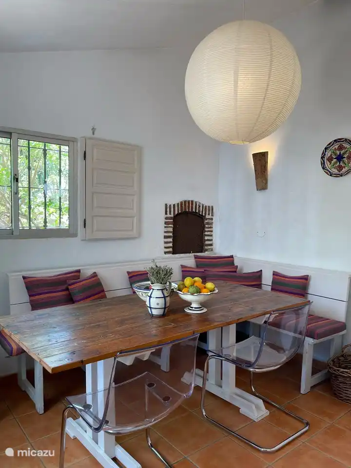 Das Esszimmer neben der Küche