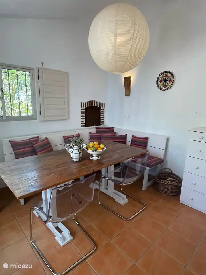 Esszimmer neben der Küche