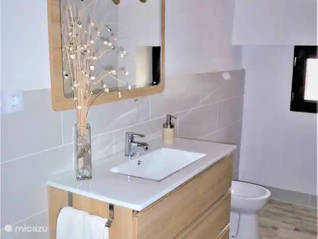 Maison de vacances Molino Mairena | Espagne, Andalousie, Montefrio - maison de vacances Salles de bains modernes avec douche
