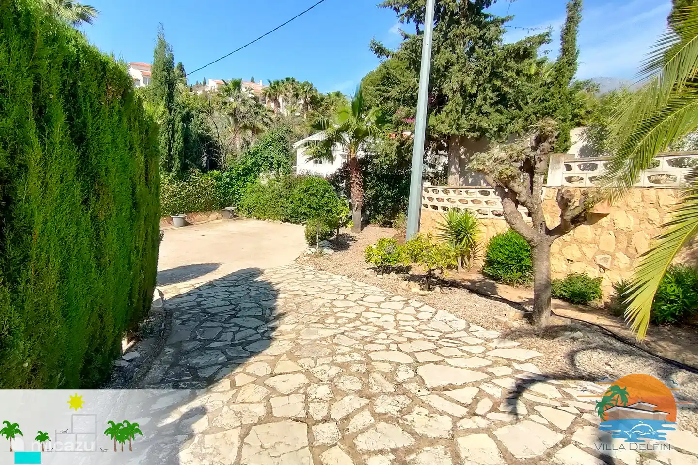 Blick rund um die Villa