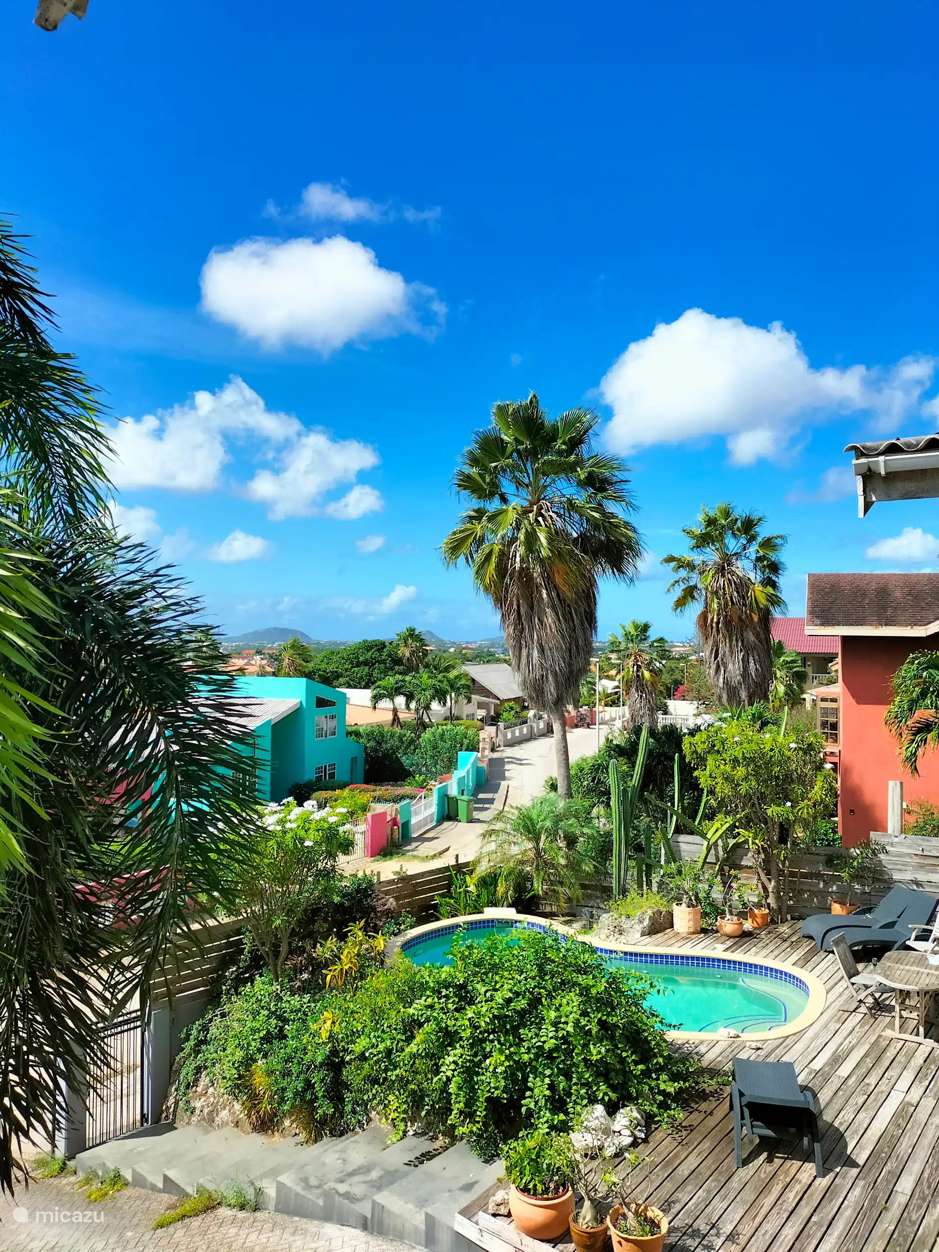 Blick auf den Gemeinschaftspool.