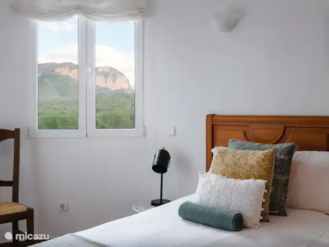 Location de Vacances Espagne, Costa Blanca, Dénia, villa - Casa Aldefa Chambre avec de belles vues sur le Montgo.