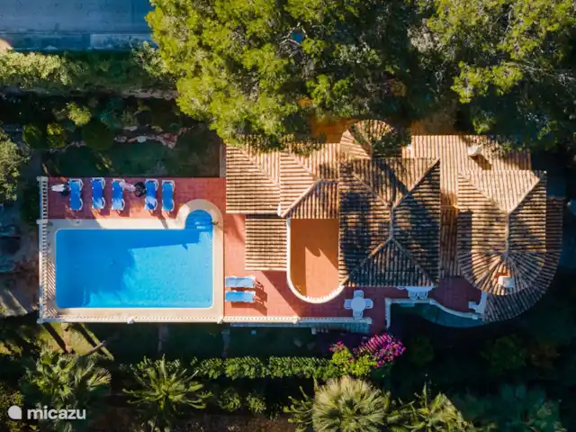 Location de Vacances Espagne, Costa Blanca, Dénia, villa - Casa Aldefa L'image globale d'en haut de cette villa.