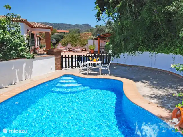 Casa El Algarrobo | Espagne, Costa del Sol, Comares - villa Notre maison est située au milieu de la belle nature du sud de l'Espagne et pourtant à seulement 3 km des bars et restaurants.