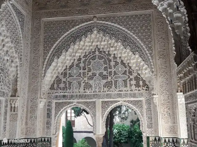 Casa El Algarrobo | Espagne, Costa del Sol, Comares - villa Alhambra - histoire tangible de l'architecture et de l'art mauresques.