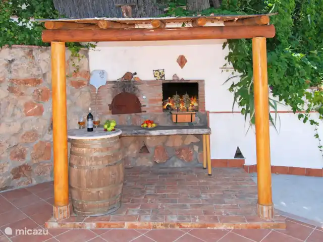 Casa El Algarrobo | Espagne, Costa del Sol, Comares - villa Un four à pizza et un bbq pour cuisiner pour les douches....
