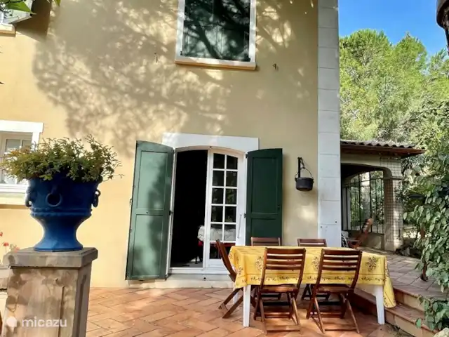 La Bellion en Francia, Hérault, Roquebrun  - casa vacacional Terraza