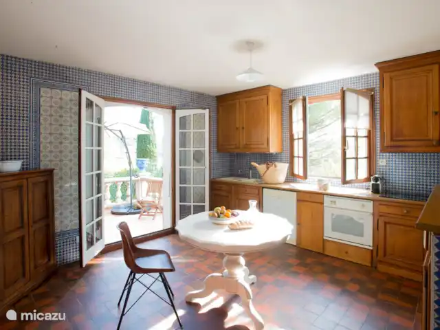 La Bellion en Francia, Hérault, Roquebrun  - casa vacacional Cocina