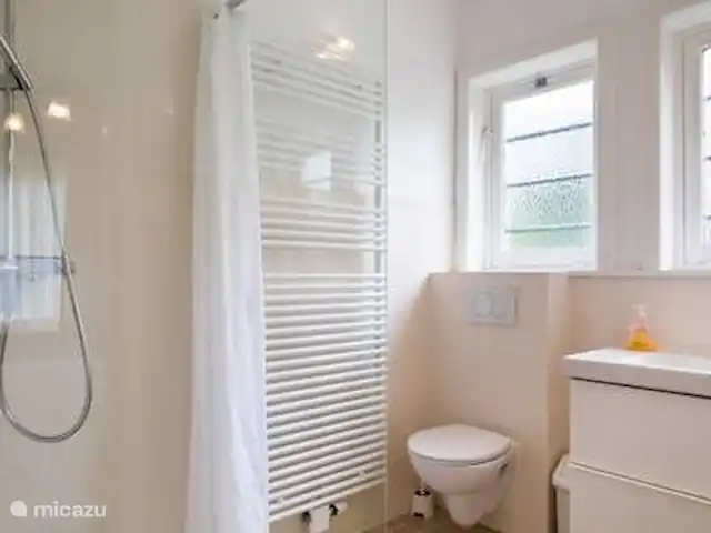 Location de Vacances Belgique, Côte Belge, De Panne, villa - Coin tranquille salle de bain en bas