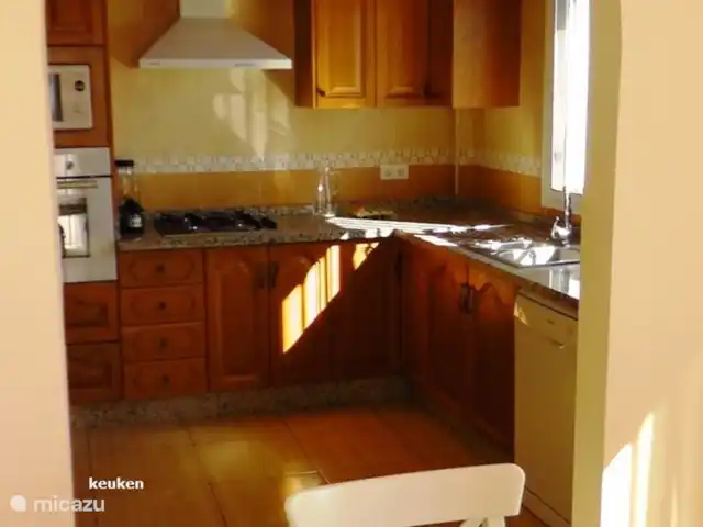 Location de Vacances Espagne, Andalousie, Arenas, maison de vacances - Casa Camaleon cuisine
