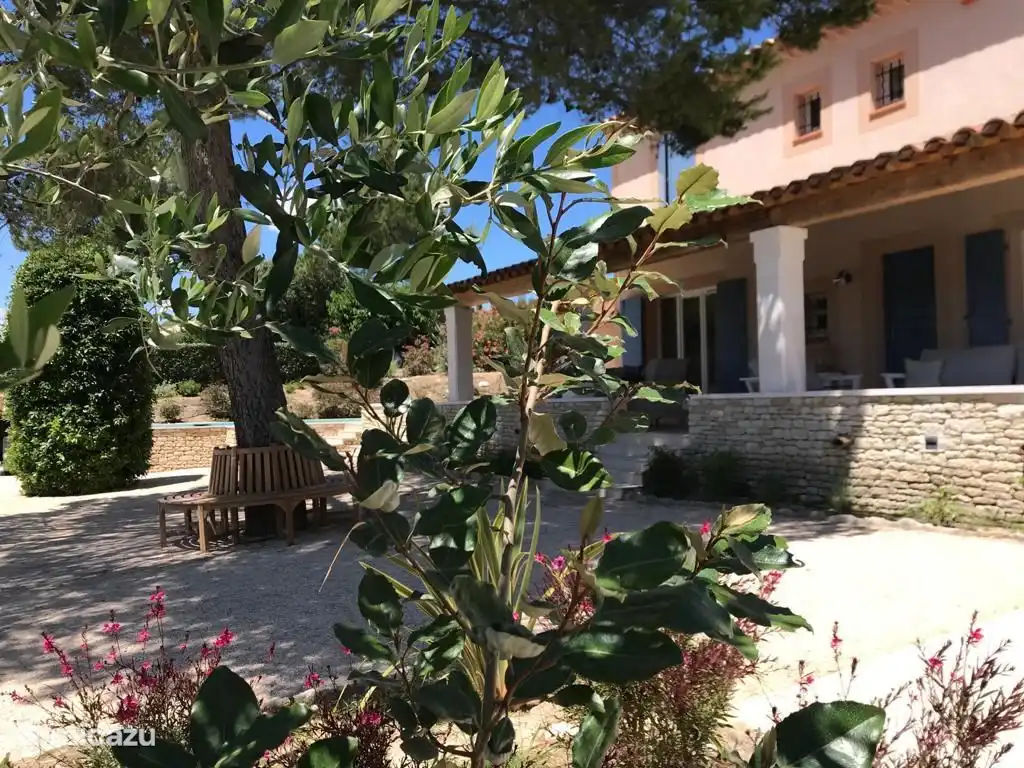 Sitzgelegenheiten im Garten