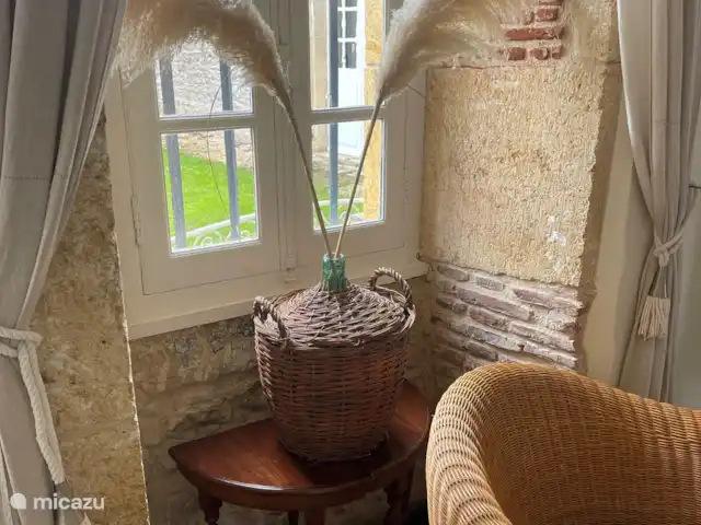 La Croze - Gite Matisse huren in Frankrijk, Lot, Vire-sur-Lot - vakantiehuis Deco woonkamer