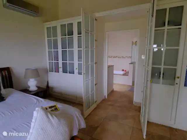 Thatch by the Sea en Sudáfrica, KwaZulu-Natal, Ballito - bungaló Recamara principal